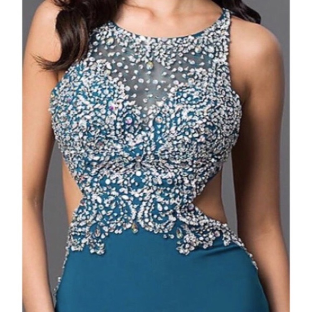 Prom Dress - Picture 3 of 8